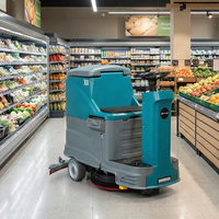 Nettoyeur de sols électrique autoporté à double brosse haute pression Ramp-Master GIYO X8, capacité de montée de 8 % pour parkings multi-niveaux