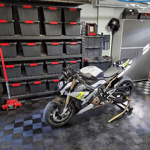 बस डिपो और फ्लीट वॉश स्टेशन के लिए उच्च प्रभाव पीपी प्लास्टिक जल निकासी ग्रिड - Product Image 1