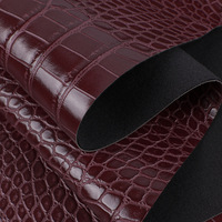 Tissu en cuir synthétique PU à motif crocodile résistant à l'usure, cuir synthétique gaufré croco pour sacs et chaussures