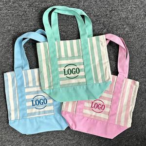 Sac fourre-tout en toile rayé personnalisé avec logo brodé, réutilisable, mini, avec poignée longue et poche, pour usage quotidien, mode durable - Product Image 2