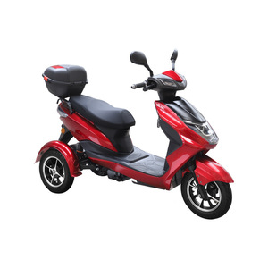 Mini Triciclo Eléctrico Rojo con Motor Diferencial, 20 Km/H, Autonomía de Más de 40-50 km, para Viajes y Transporte - Product Image 2