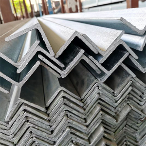 Barre d'angle d'angle d'angle en acier inoxydable <span class=keywords><strong>50x50x5</strong></span> 304 Durable anti-corrosion pour les applications d'immeubles de bureaux laminés à chaud - Product Image 4