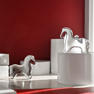 Personalizzato 3d incisione Laser cristallo di cristallo modelli di Yuanbao <span class=keywords><strong>cavallo</strong></span> per giocattoli per bambini regali di natale di compleanno - Product Image 5