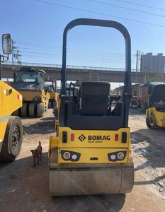 Rouleau compresseur à double tambour BOMAG BW120ad-5 d'occasion, année 2021, 3 tonnes, rouleau vibratoire - Product Image 4