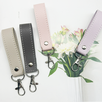Porte-clés en cuir PU couleur bonbon porte-clés de voiture de mode porte-clés de sac Portable pendentif porte-clés pour la Promotion anniversaire noël