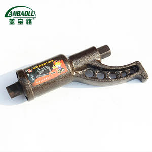 Llave de torsión manual Linyi Hardware Tools de 58 mm para reparación de neumáticos y herramienta de desmontaje de automóviles - Product Image 2