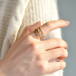 Anello di lusso da donna in oro giallo con diamante rotondo taglio brillante naturale colore G, fede nuziale T0818 - Product Image 3