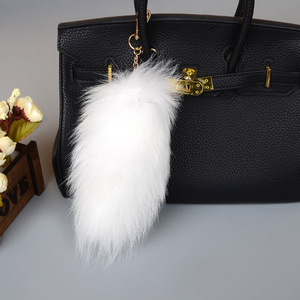 Fabricant Chine Usine Vente en gros 38cm 40cm 45cm Queue de renard argenté de grande taille Couleur naturelle Queue de fourrure de renard moelleux - Product Image 3