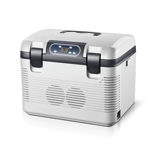 Réfrigérateur portable 19L pour usage extérieur et domestique, double ventilateur, refroidisseur de voiture, affichage numérique réglable, 12V/24V, refroidissement semi-conducteur - Product Image 1