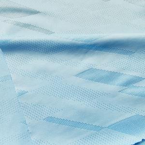 Maillot de football pour garçons personnalisé en tissu jacquard 160 cm, 175 g/m², 90 % polyester, 10 % élasthanne, extensible, teint, respirant, pour usage extérieur - Product Image 4