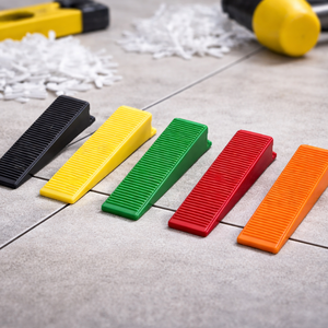 Système <span class=keywords><strong>de</strong></span> nivellement <span class=keywords><strong>de</strong></span> carreaux en plastique, 100 clips d'espacement et 100 cales réutilisables, kit d'outils pour carrelage <span class=keywords><strong>de</strong></span> sol <span class=keywords><strong>de</strong></span> <span class=keywords><strong>salle</strong></span> <span class=keywords><strong>de</strong></span> <span class=keywords><strong>bain</strong></span> - Product Image 2