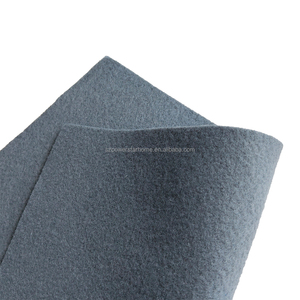 Vente directe d'usine rouleau de tissu non tissé perforé de traction doublure de toit de voiture tapis de velours feutre de coffre extensible à 4 voies pour feutre automatique - Product Image 4