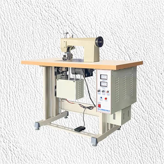 Non woven fabric stitching machine, clothing accessory embossing and sealing equipment