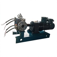 Pompe doseuse à engrenages isolée à chauffage électrique de précision, à raccord à bride, pour transfert de fluides à haute viscosité pour applications chimiques