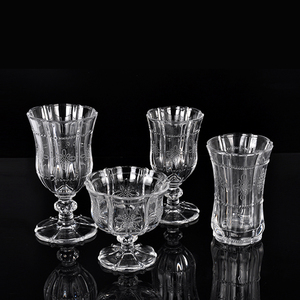 Flûte da Champagne Vintage Personalizzate all'Ingrosso, Bicchieri in Cristallo Decorativi per Matrimoni - Product Image 2