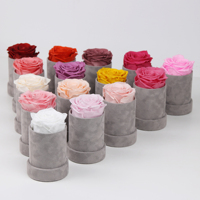 Boîte cylindrique ronde en velours et daim avec logo personnalisé pour cadeaux de mariage, bouquet de fleurs éternelles stabilisées et préservées, roses