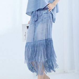 ชุดเซ็ต 2 ชิ้น เสื้อแขนกุดคอกลมประดับพู่ กระโปรงครึ่งตัว แฟชั่นฤดูร้อนสำหรับผู้หญิง - Product Image 5