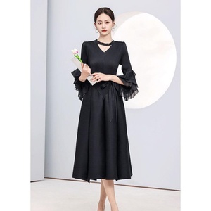 Nouvelle Robe Plissée Décontractée Ample Grande Taille à Manches Pétales Couleur Unie Élégante 2025 - Product Image 4