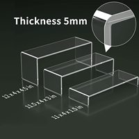 Présentoir en acrylique transparent de différentes tailles personnalisé en couches Risers 3 Step Rectangle Stands Étagère pour l'affichage