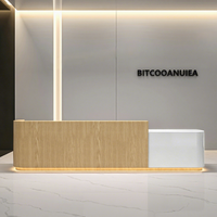 Comptoir de réception d'hôtel, de bureau ou de caisse, en dalle de roche et bois, multifonctionnel et personnalisable