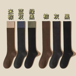 Chaussettes hautes pour femmes, couleur unie, en polyester, chaudes, pour l'automne et l'hiver, style jeune - Product Image 4
