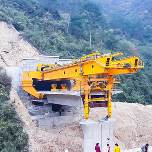 Điều khiển từ xa di động cầu nâng dầm dựng phóng cần cẩu với động cơ & động cơ 900 Tấn Công suất - Product Image 2