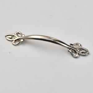 Antique Style Zinc Alloy Furniture Handle Bar Drawer Pull Traditional Design Durable - Product Image 2