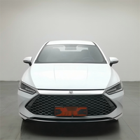 BYD Qin PLUS DM-i 2024 d'occasion, version 55 km Leading, berline hybride rechargeable, véhicule d'occasion pour l'exportation mondiale