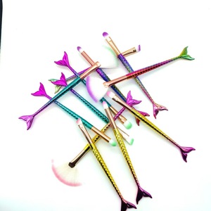 Mermaid Eyeshadow <b>Brush</b> Fishtail Shape 1.3cm Nylon Synthetic Hair Makeup Tool For Eye Shadow - Product Image 5