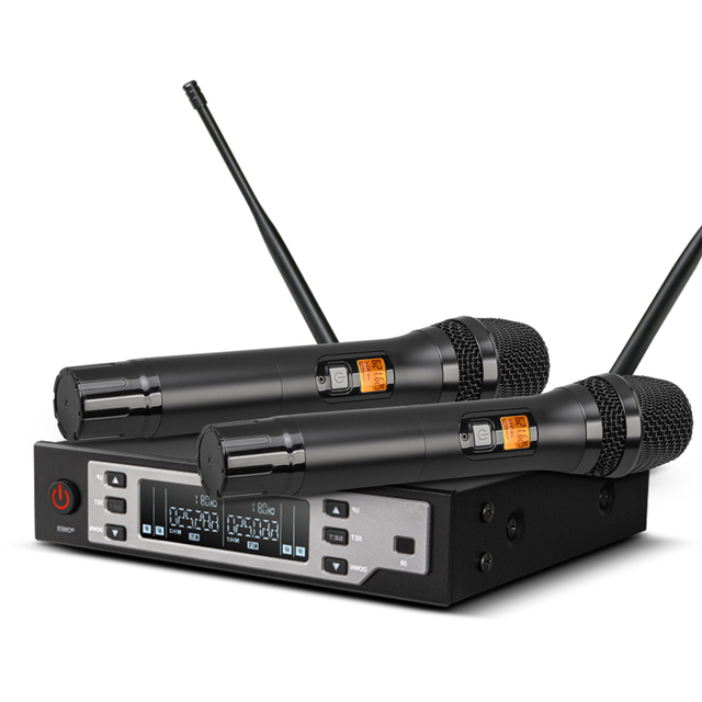 U Band FM Two-Channel Wireless Microphones Dual Handheld UHF Professional Hot Wholesale