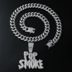 Collar con colgante de letras Hiphop exageradas, diseño popular personalizado, de aleación para hombre, joyería de moda, gran éxito de ventas 2026 - Product Image 3