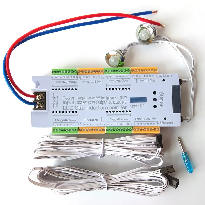 32チャンネルLEDネット赤い階段調光器コントローラー埋め込みPIRモーションセンサースイッチDC12V24Vステップステップ用ストリップライトコントロール