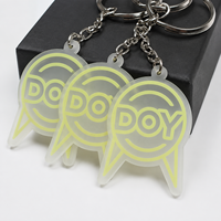 Porte-clés promotionnels translucides avec logo personnalisé en caoutchouc lumineux pour cadeaux
