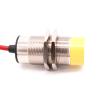 Capteur capacitif de proximité haute température M30, portée standard, 15 mm, AC 2 fils