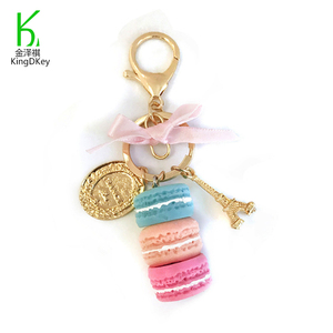 Butik Gantungan Kunci Mode Pribadi Di Paris Prancis Menara Eiffel Kue Masukan Barang Makaron Gantungan Kunci Kue Wanita - Product Image 2