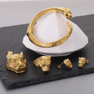CY Unique - Ensemble de 4 bijoux en acier inoxydable de style chinois avec tête de tigre - Ensemble de bagues créatives pour hommes - Signe du zodiaque - Hip-Hop - Tigre - Product Image 2