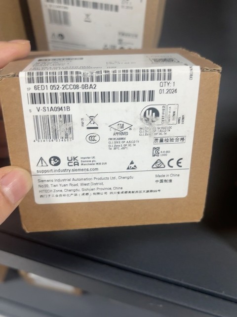 1pcs Unopened New 6ed1 052-2cc08-0ba2 6ed1052-2cc08-0ba2 Brand New Original Micro Plc, One-year Warranty