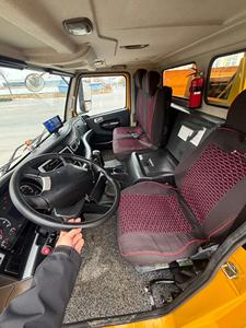 Grúa sobre Camión Usada de 80 Toneladas, Pluma de 85 Secciones, 48m, Modelo 2023, Motor Weichai - Product Image 4