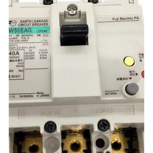 Disjoncteur différentiel Fuji Electric Fa W50EAG 3P 40A 30mA pour usage industriel - Product Image 1