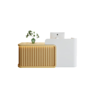 Comptoir de réception de salon de beauté incurvé en MDF blanc avec logo gravé personnalisé rétroéclairé par LED