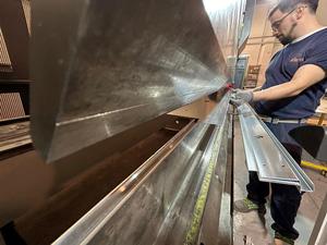 ประตูรักษาความปลอดภัยป้องกันการทำลายแบบดั้งเดิมพร้อมตัวจำกัดการเปิดสำหรับใช้ในบ้าน - Product Image 2