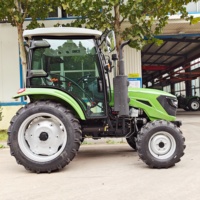 Hochleistungs-Vierradtraktor mit Niedrigem Kraftstoffverbrauch Stabiler Motor Breite Rutschfeste Reifen für Bergige und Komplexe Ackerlandflächen