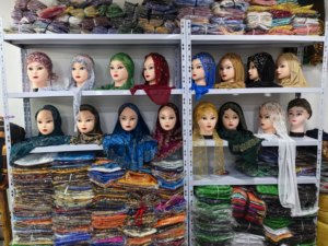 <span class=keywords><strong>Bonnet</strong></span> Hijab <span class=keywords><strong>Turban</strong></span> Élégant à Motif Floral pour <span class=keywords><strong>Femme</strong></span>, en Polyester Durable et Respirant, Qualité Supérieure, Toutes Saisons - Product Image 5