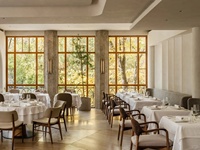 Ensemble de mobilier de restaurant occidental OEM ODM : Fauteuils de bar, café et café-thé, table et chaises de salle à manger au design tendance