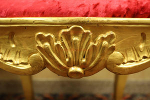 Chaises de luxe <span class=keywords><strong>Louis</strong></span> <span class=keywords><strong>XV</strong></span> anciennes faites à la main <span class=keywords><strong>Fauteuil</strong></span> baroque français en bois massif sculpté en velours - Product Image 4