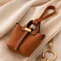 Mini sac seau personnalisé en cuir PU fait main, sophistiqué, avec breloque, coutures fines, petit sac à main, pendentif, accessoire de mode haut de gamme