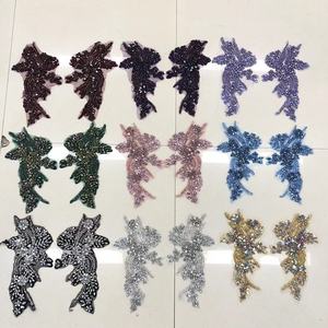 <span class=keywords><strong>Patch</strong></span> d'appliques de vêtements de bricolage de strass perlés faits à la main, applique perlée pour la décoration de robe de mariée Applique de fleur par paire - Product Image 3