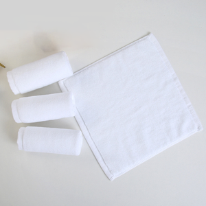 Serviette de toilette en coton blanc pur de haute qualité, douce, respectueuse de la peau, absorbante, idéale pour l'essuyage des mains en hôtel - Product Image 5
