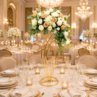Support floral en métal doré, centre de table de mariage, vase géométrique pour décoration de table, événement, réception, allée centrale