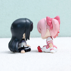 Venta al por mayor, 4 piezas/set, figuras de anime de PVC de Kaname Madoka, Homura <span class=keywords><strong>Akemi</strong></span>, Mami, Tomoe y Kyubey, modelo de juguete para máquina de grúas, adorno de escritorio, regalo - Product Image 3